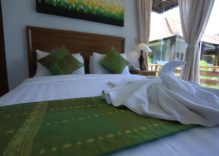 Budhi Ayu And By Mahaputra 3*
